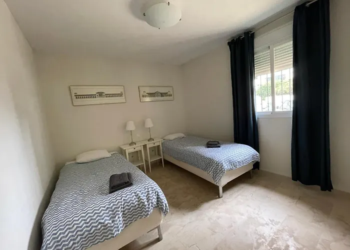 Daire Intermobiliaria - Puerto Alto B4 6 Estepona