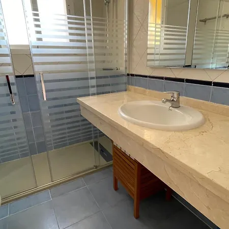 Intermobiliaria - Puerto Alto B4 6 * Estepona